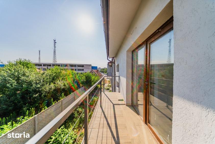 Casă cu 4 camere cu Teren 220 Mp în Intim