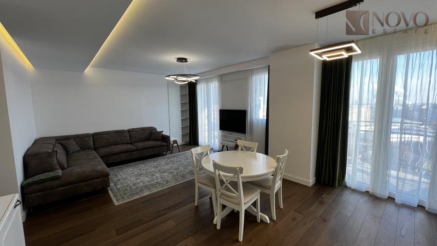 Apartament cu 3 camere semidecomandat, mobilat în P-ța Alba Iulia
