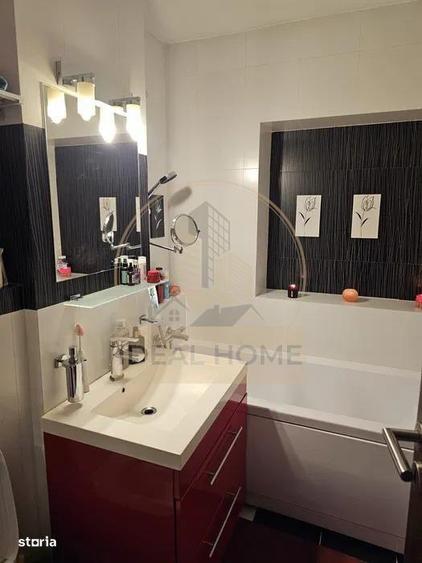 Apartament cu 4 camere decomandat, mobilat în Păcurari