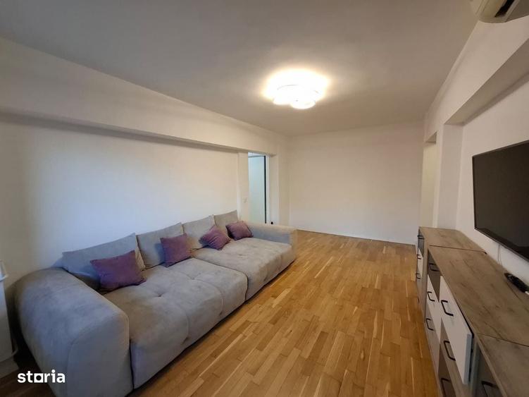 Apartament cu 3 camere în Muncii