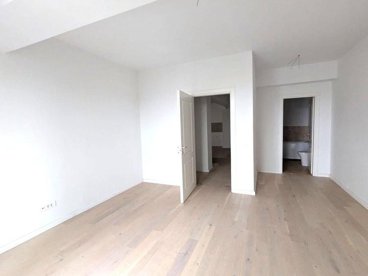 Apartament cu 3 camere decomandat în Herăstrău