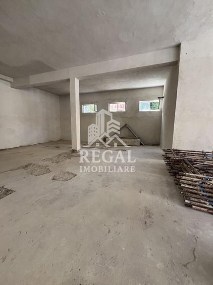 Spațiu industrial, de 250 mp, în Nord-Vest
