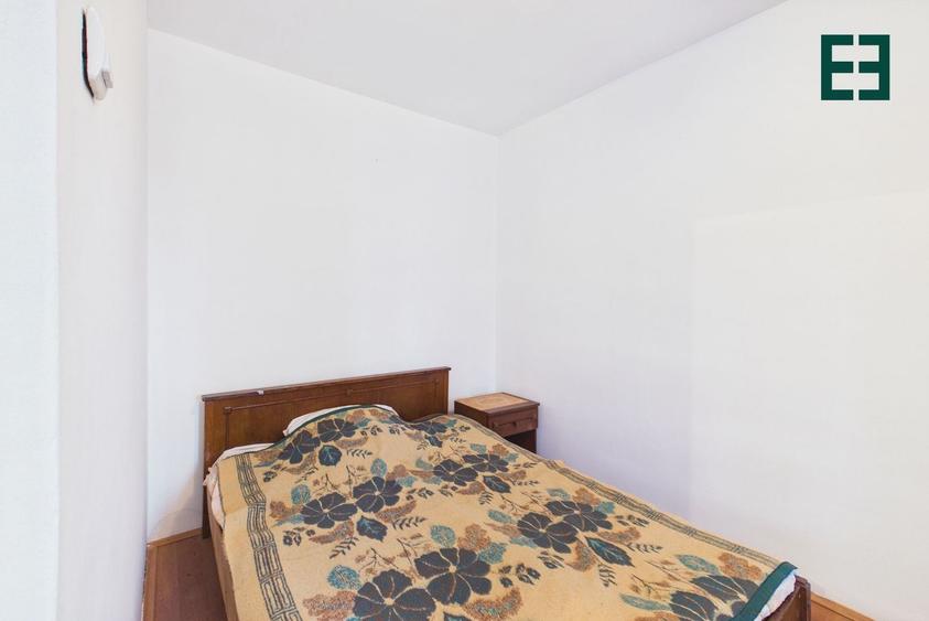 Apartament cu 2 camere semidecomandat în Intim
