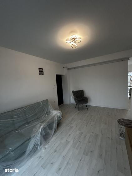 Apartament cu 2 camere în Intim