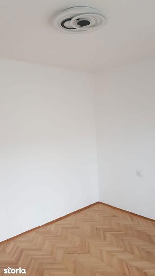 Apartament cu 3 camere decomandat, mobilat în Aviației