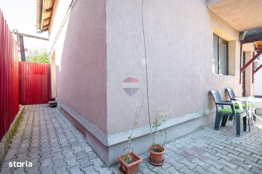 Casă cu 3 camere în Sânpetru