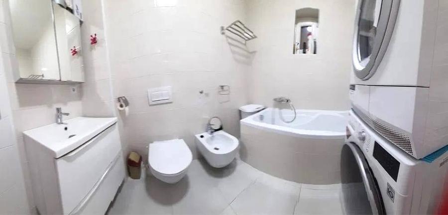 Casă cu 4 camere cu Teren 430 Mp în Dâmbul Rotund