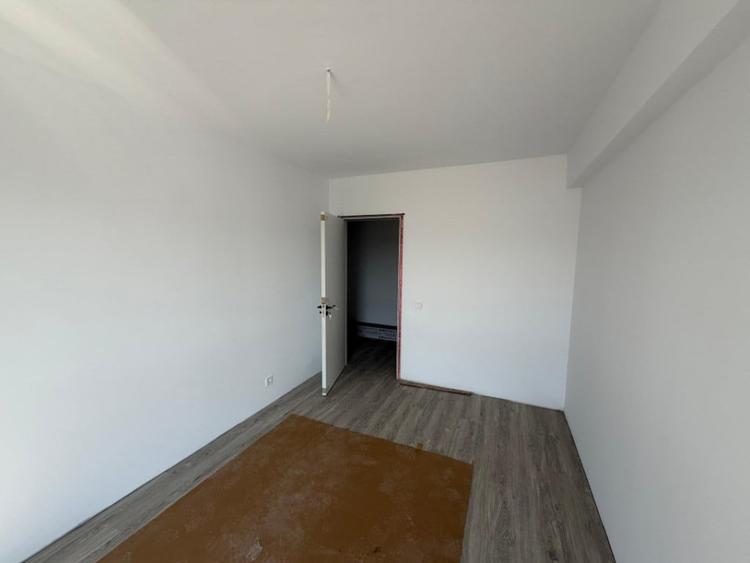 Apartament cu 2 camere decomandat în Florești — fotografia 1