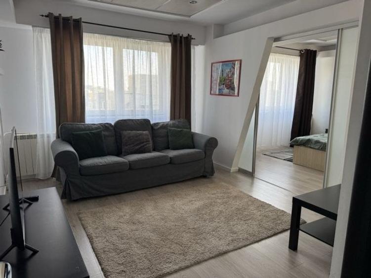 Apartament cu 2 camere decomandat, mobilat în Calea Călărașilor