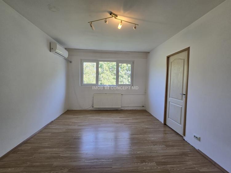 VANZARE apartament 2 camere renovat, in zona Marasesti - 1