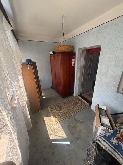 Vanzare casa si teren - 2
