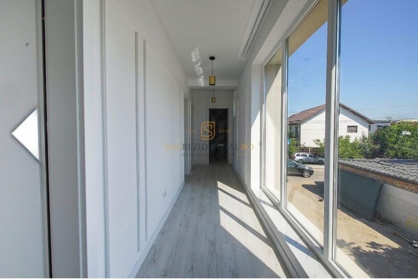 Casă individuală cu 4 camere cu Piscina în Central