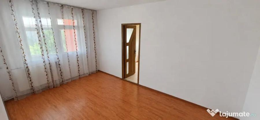 Apartament 2 camere, 42 mp, zona Bals - 4
