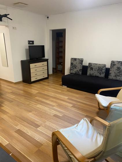 Apartament 2 camere cu loc de parcare, renovat modern,  Aleea Muscel - 1