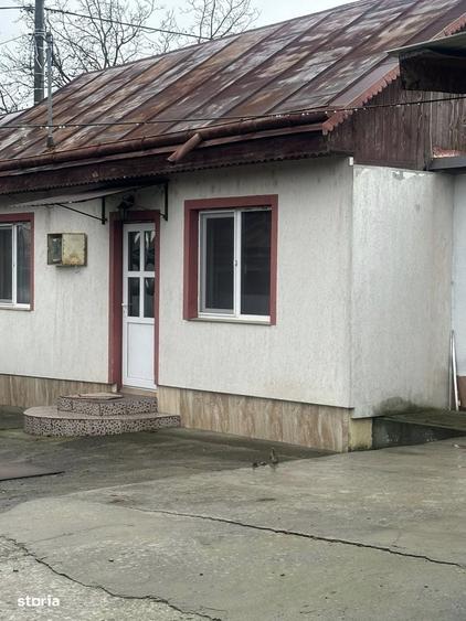 Casă cu 3 camere cu Teren 950 Mp în Central