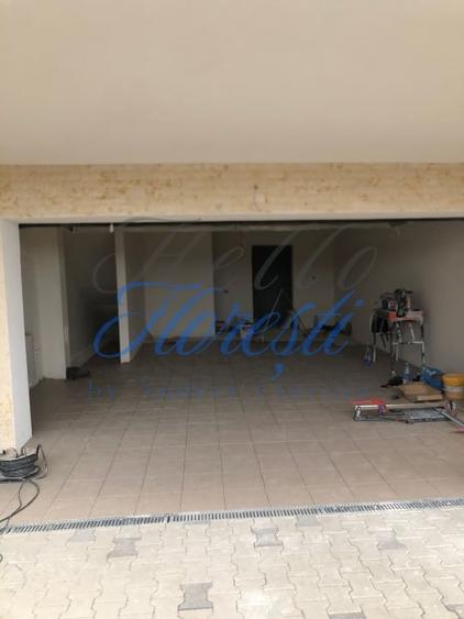 Apartament cu 4 camere semidecomandat în Dâmbul Rotund — fotografia 1