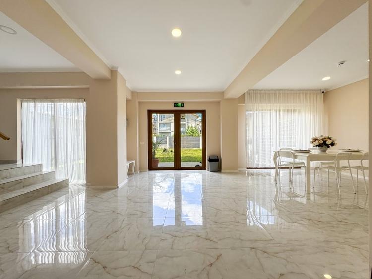 Hotel/Pensiune, de 756 mp, în Costinești