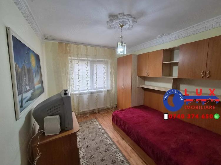 Apartament cu 3 camere decomandat în E3
