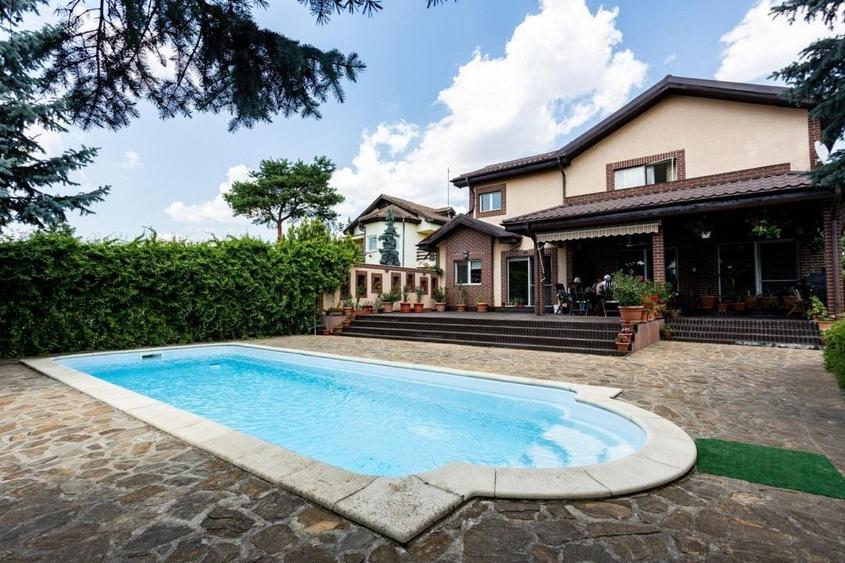 Casă individuală cu 7 camere cu Piscina în Siliștea Snagovului