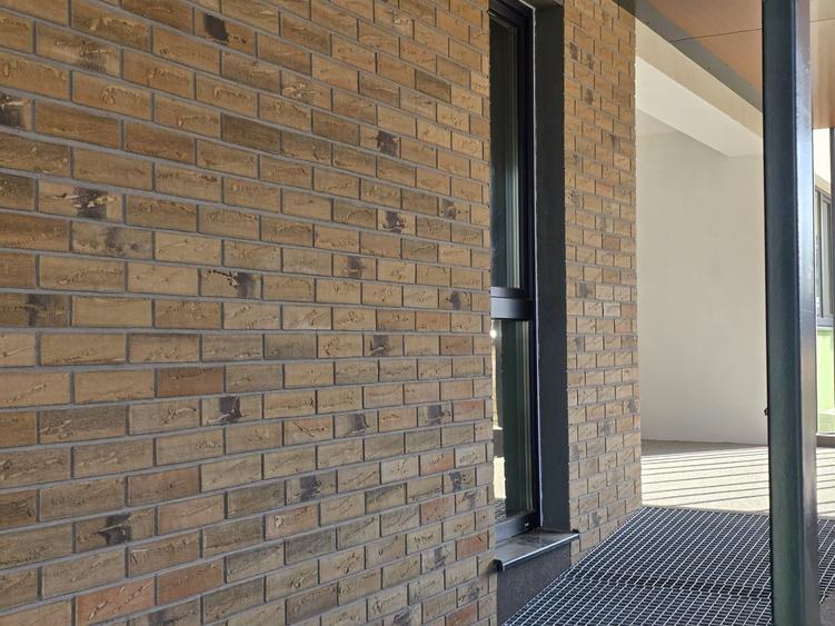 Apartament cu 2 camere decomandat în Primăverii
