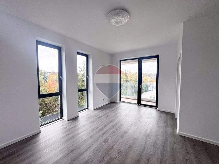 Casă cu 6 camere cu Teren 570 Mp în Iancu Nicolae