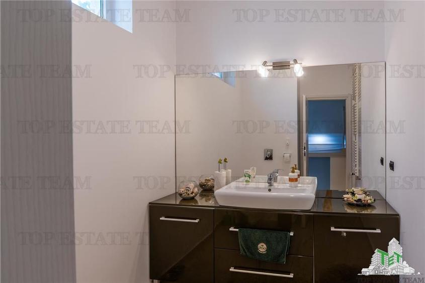 Casă individuală cu 5 camere cu Teren 1100 Mp în Brănești