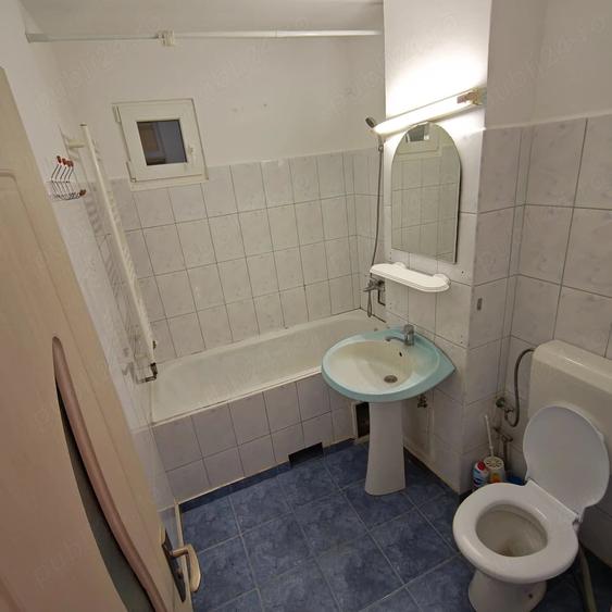 Apartament cu 2 camere decomandat în Buziașului