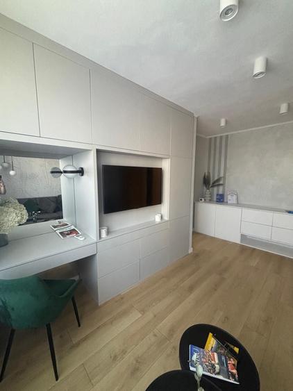 Apartament cu 2 camere semidecomandat în Calea Dumbrăvii