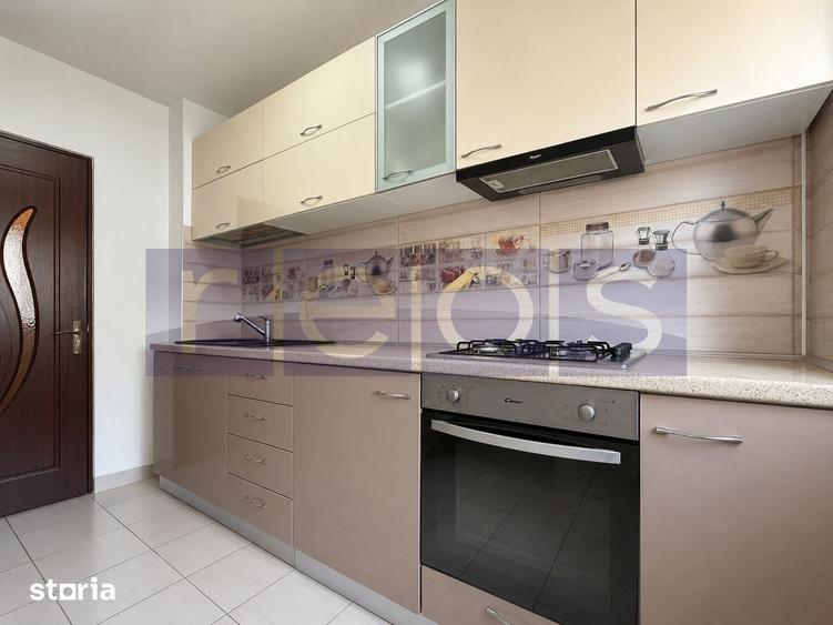 Apartament cu 2 camere decomandat în Tei