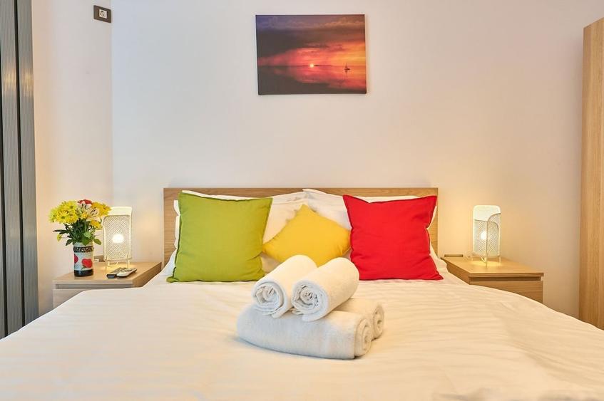Apartament cu 3 camere decomandat în Mamaia-Sat