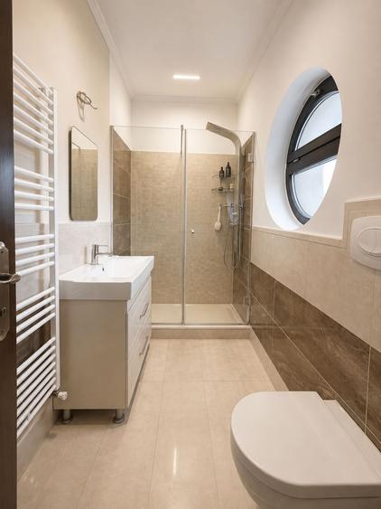 Casă individuală cu 6 camere cu Canalizare în Dealuri Oradea