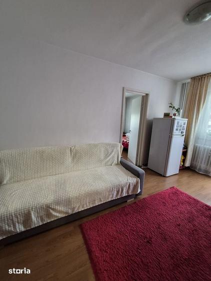 Apartament cu 2 camere semidecomandat în Valea Rosie