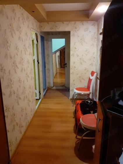 Apartament cu 3 camere decomandat în Mihai Bravu
