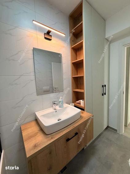 Apartament cu 3 camere, mobilat în Lipovei