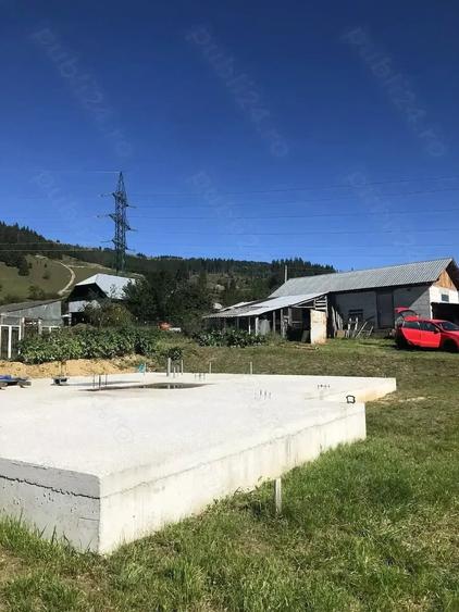 Teren de 2000 mp, în Central