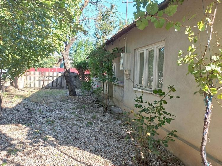 Casă cu 4 camere cu Teren 1278 Mp în Exterior Vest