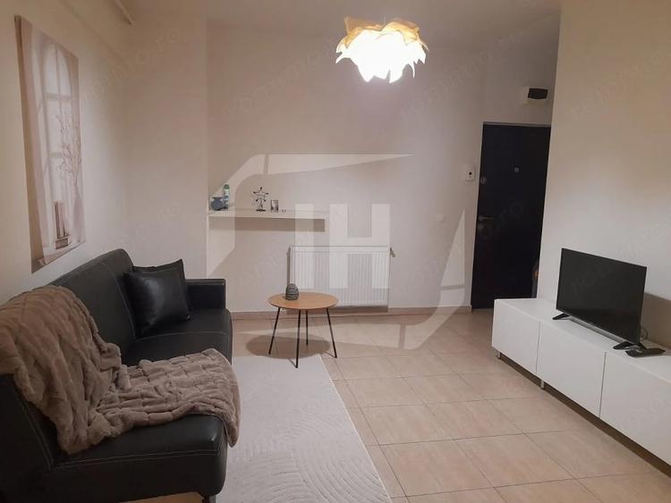 Apartament cu 2 camere semidecomandat în Mărăști