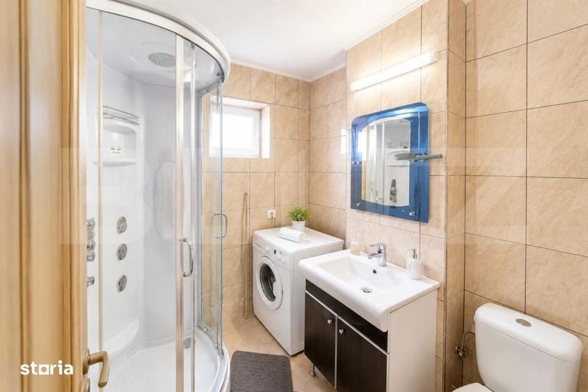 Apartament cu 3 camere semidecomandat în Independenței