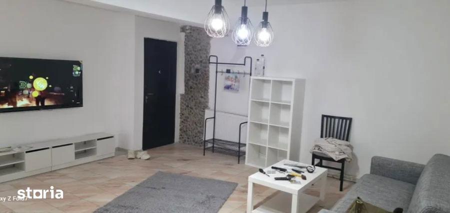 Apartament cu 3 camere decomandat în Bucureștii Noi
