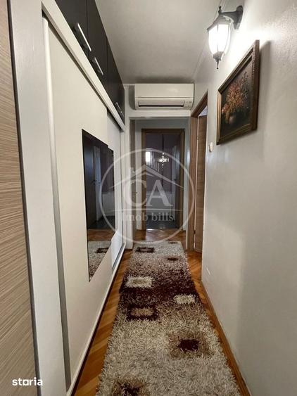 Apartament cu 3 camere decomandat în Rogerius