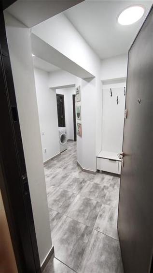Apartament cu 2 camere decomandat, mobilat în Aeroport