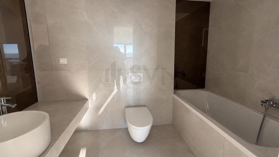 Apartament cu 3 camere decomandat în Pipera