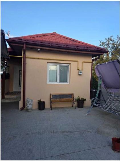 Casă cu 2 camere în Central