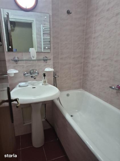 Proprietar inchiriez apartament 3 camere Ramada Craiova - 9