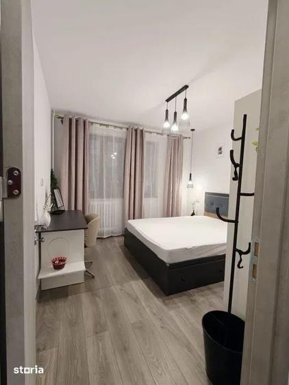 Apartament cu 3 camere semidecomandat în Bucureștii Noi