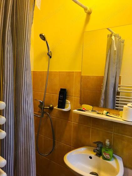 Casa de vanzare cu 4 camere la doar cateva minute de Centru - 4