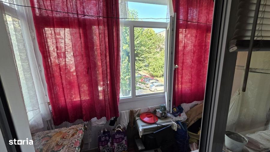 Vand ap cu 2 camere Piata Mare - 4