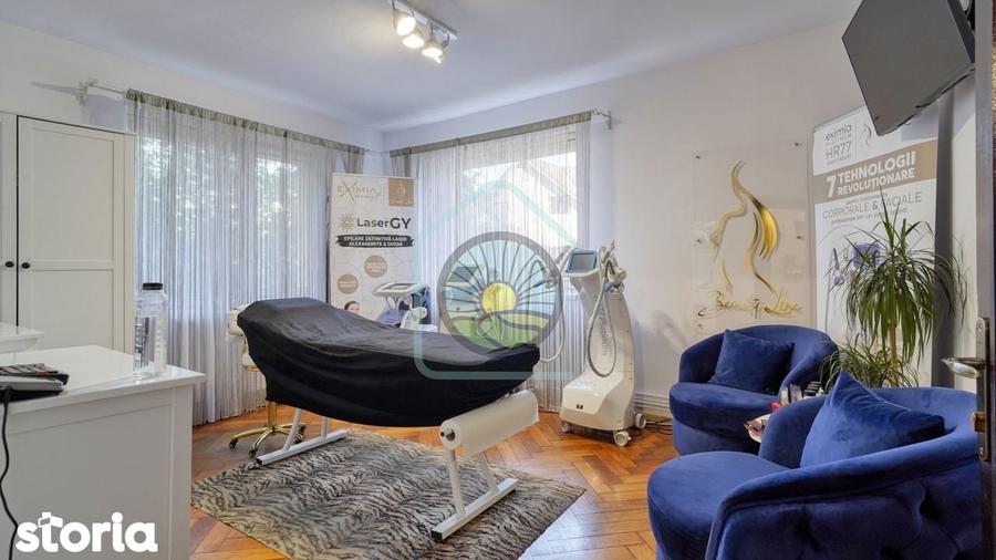 Casă cu 3 camere decomandat cu Canalizare în Florilor