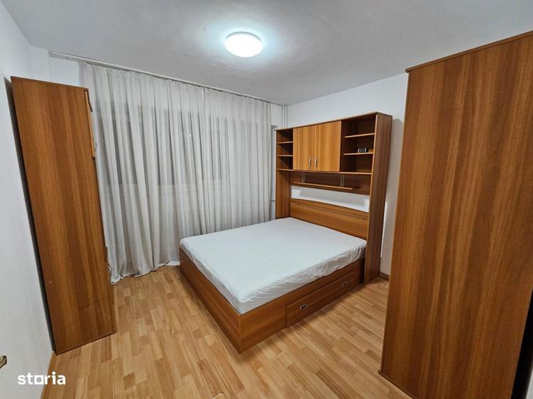 Apartament cu 2 camere semidecomandat în Tei