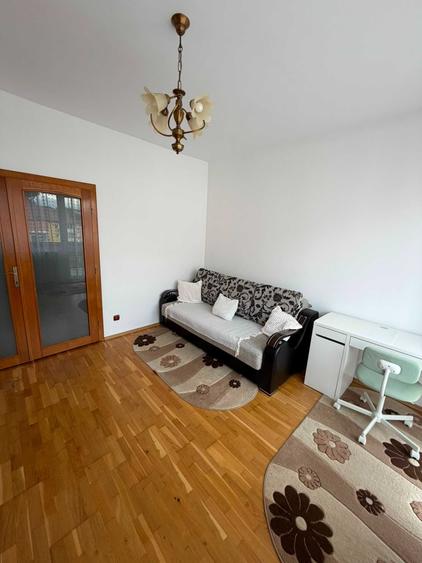 Apartament cu 2 camere decomandat în Ștrand
